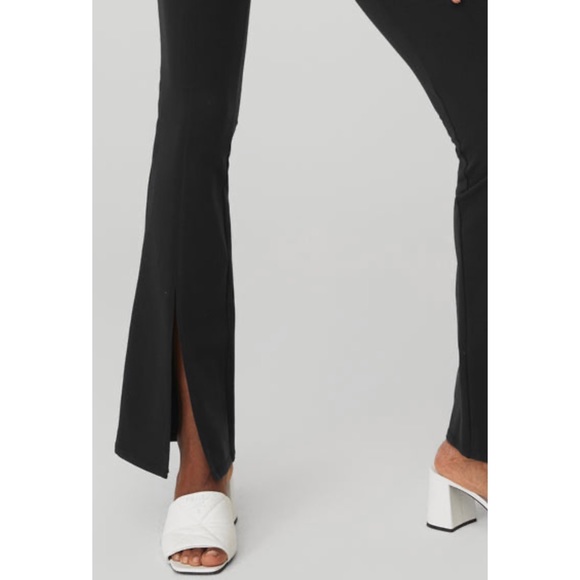 Alo Yoga Leggings Airbrush 7/8 High Waist Flutter in Black NWT Small - Picture 4 of 12